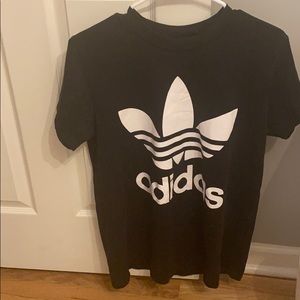 Adidas oversized tee